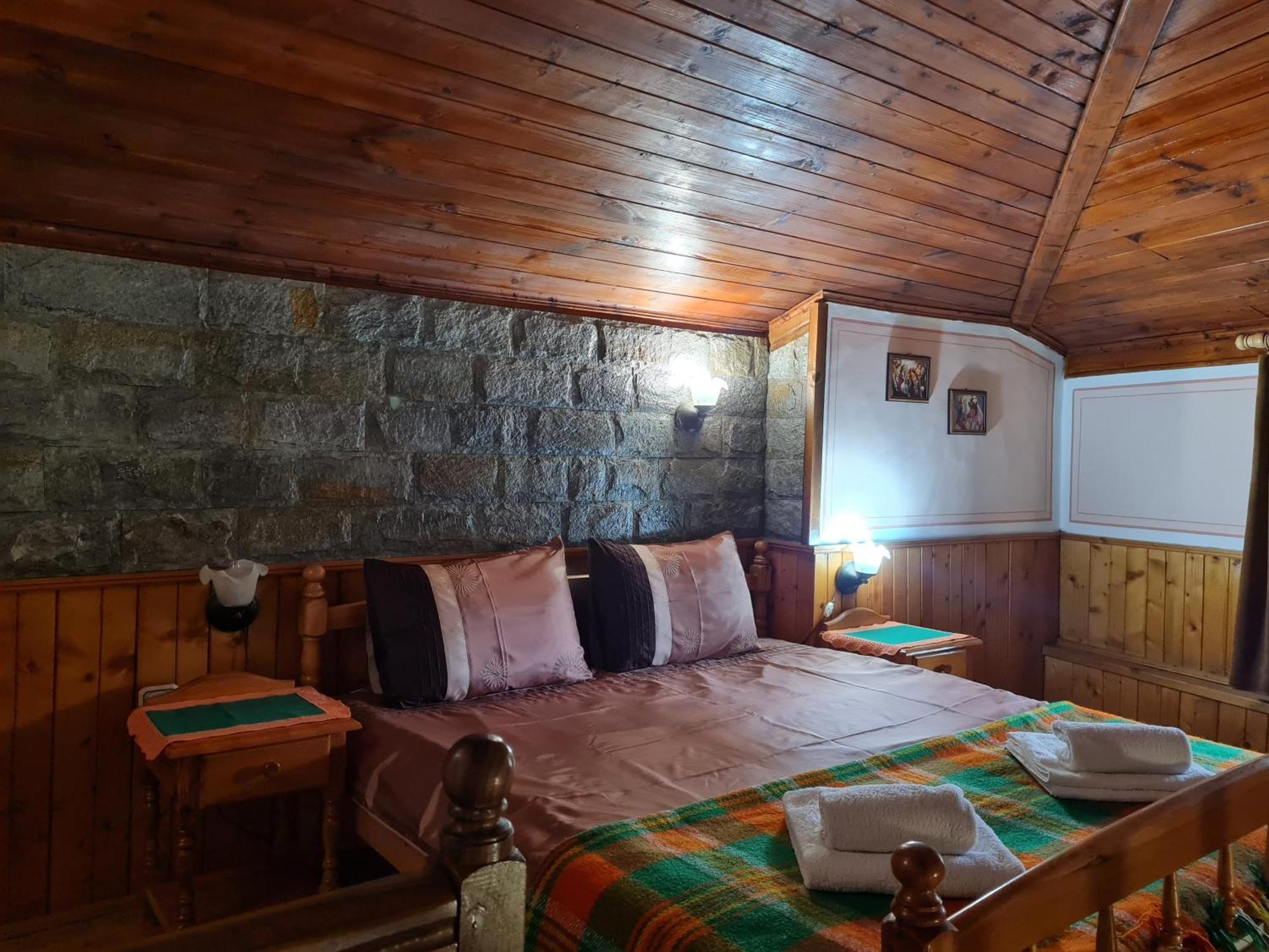 Guest House Zlatniyat Telets Koprivshtitsa Kamer foto